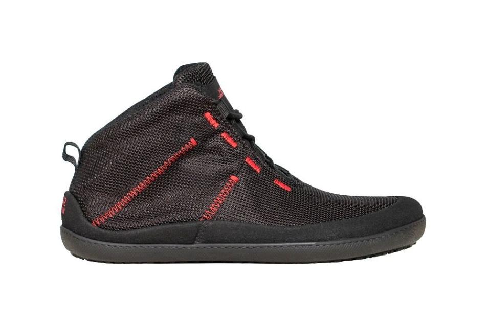 Minimalschuh_T1-Allrounder_schwarz_rechts